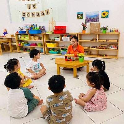 Hoạt động montessori : Lớp mon3-6 thực hiện