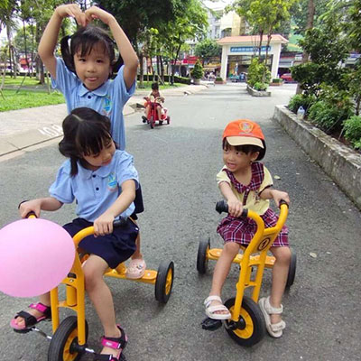 Bé Vui Thể Thao “vận Động Thể Chất - Bài Tập Đạp Xe“